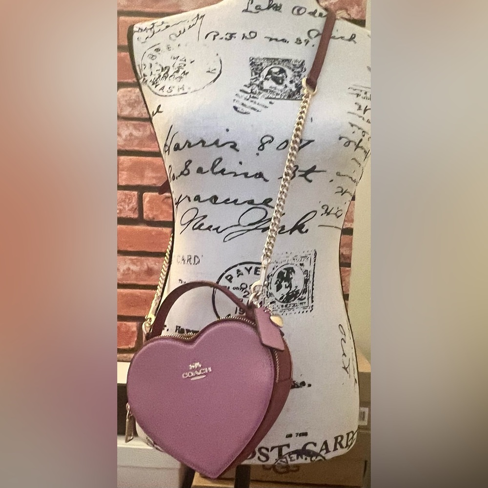 Coach Colorblock Heart Crossbody w Removable strap